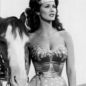 Meet your Posher, Stefanie